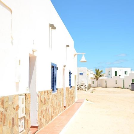 Apartamentos El Marinero - Roque カレタ・デル・セボ エクステリア 写真