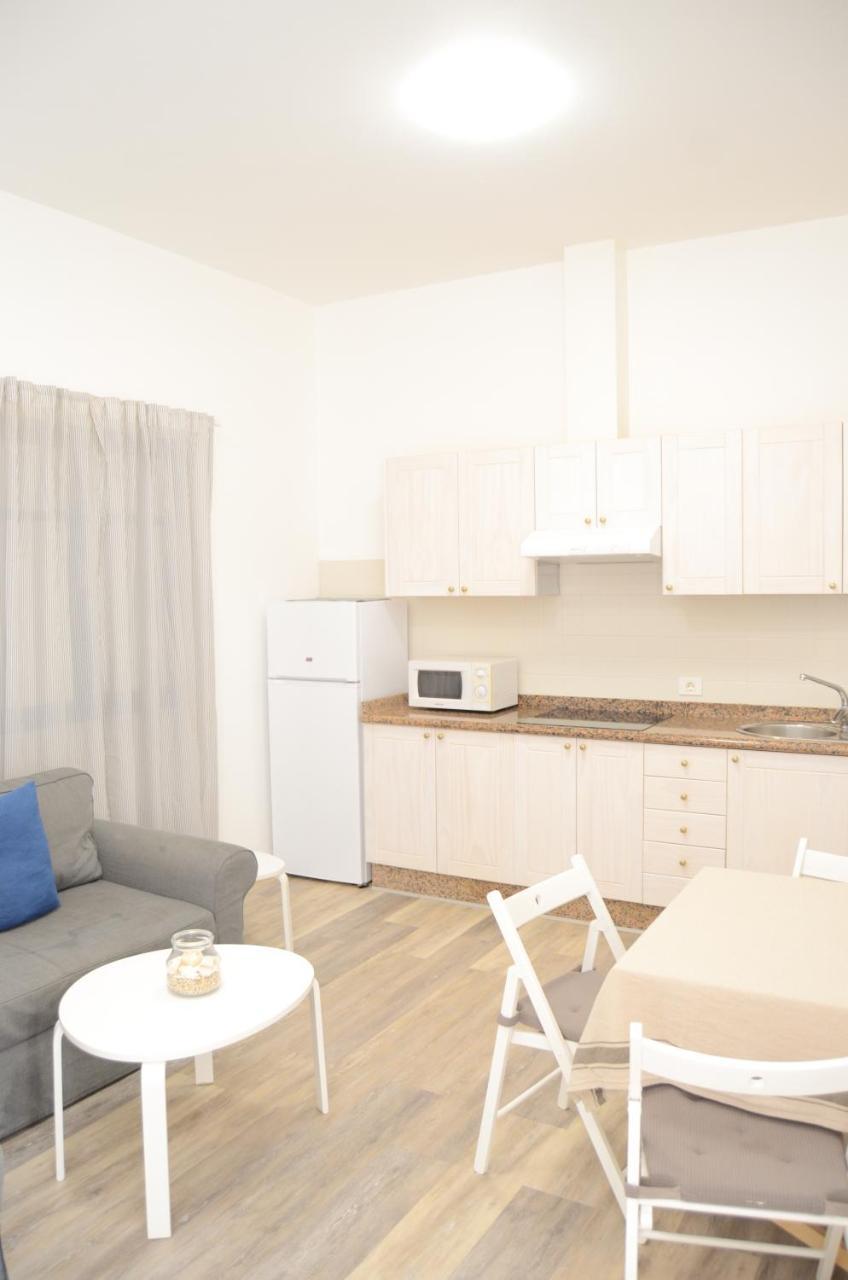 Apartamentos El Marinero - Roque カレタ・デル・セボ エクステリア 写真